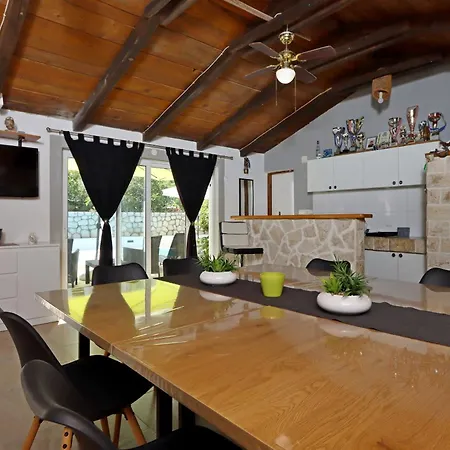 Pag 6412b 公寓 帕格